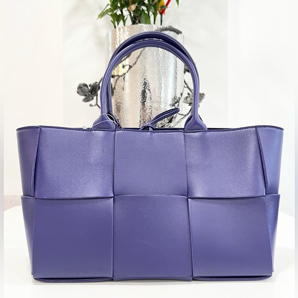 Bottega Veneta Small Arco Tote Bag - Picture 4 of 12